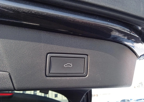 Volkswagen ID.4 cena 138000 przebieg: 10138, rok produkcji 2021 z Gliwice małe 379